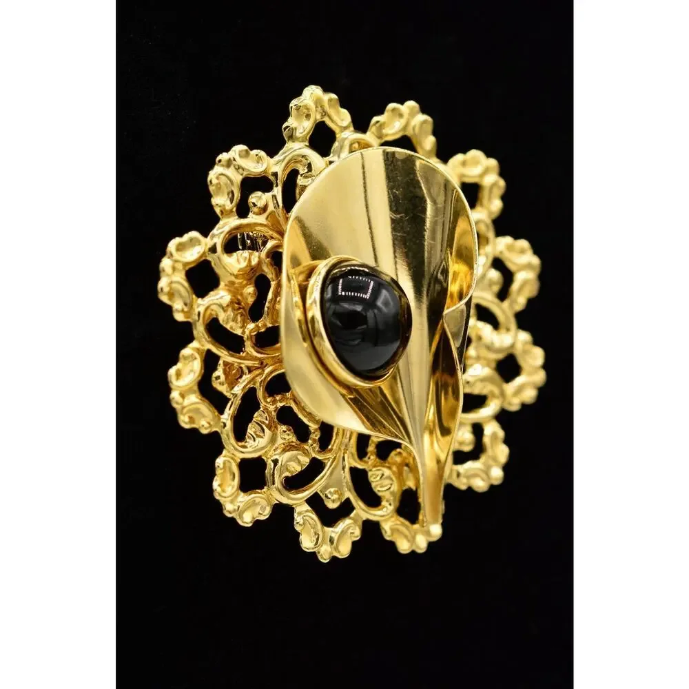 Unbranded stunning pin